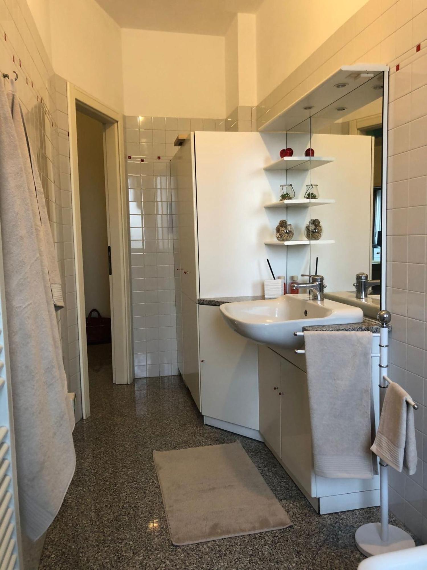 Appartement Metro Molinette Panoramico Con 6 Posti Letto à Turin Extérieur photo
