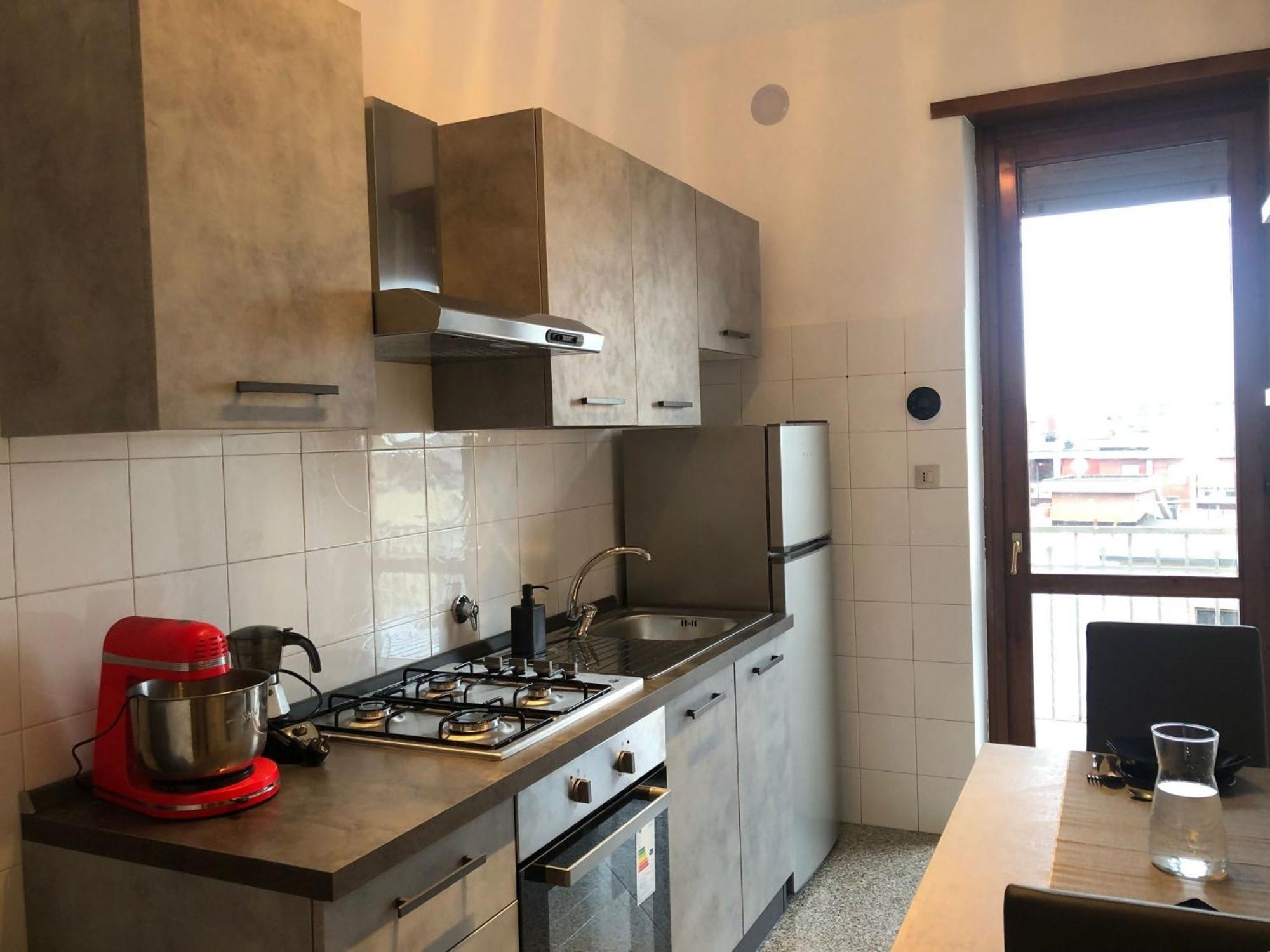 Appartement Metro Molinette Panoramico Con 6 Posti Letto à Turin Extérieur photo